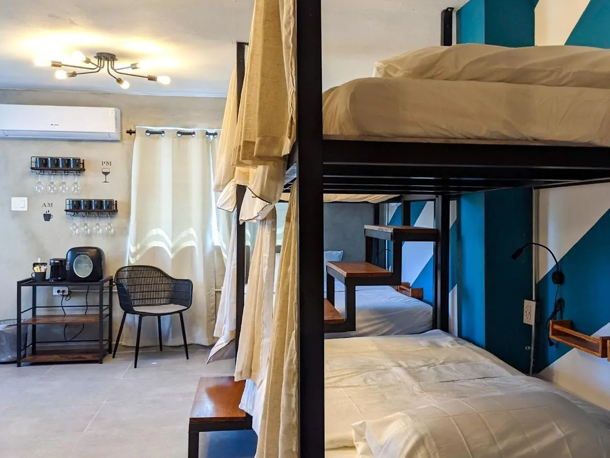 The Surfing Turtle Hotel Luquillo